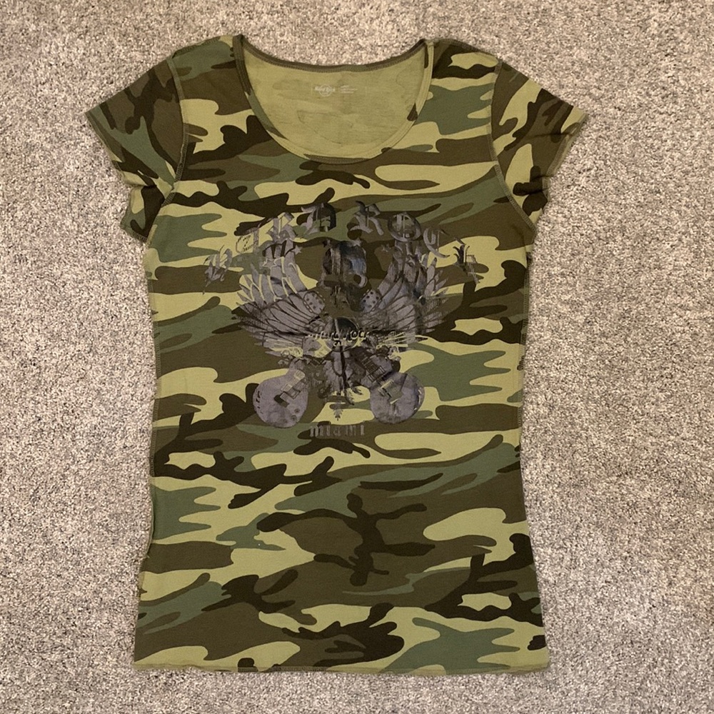 Hard Rock Cafe t-shirt NWOT